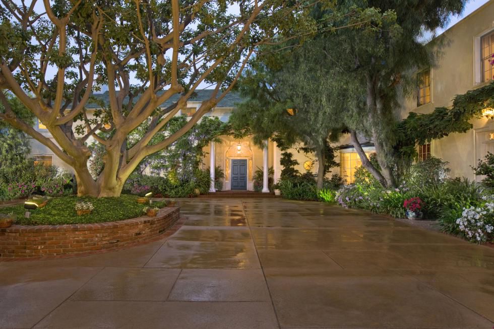 Taylor Swift's Beverly Hills mansion